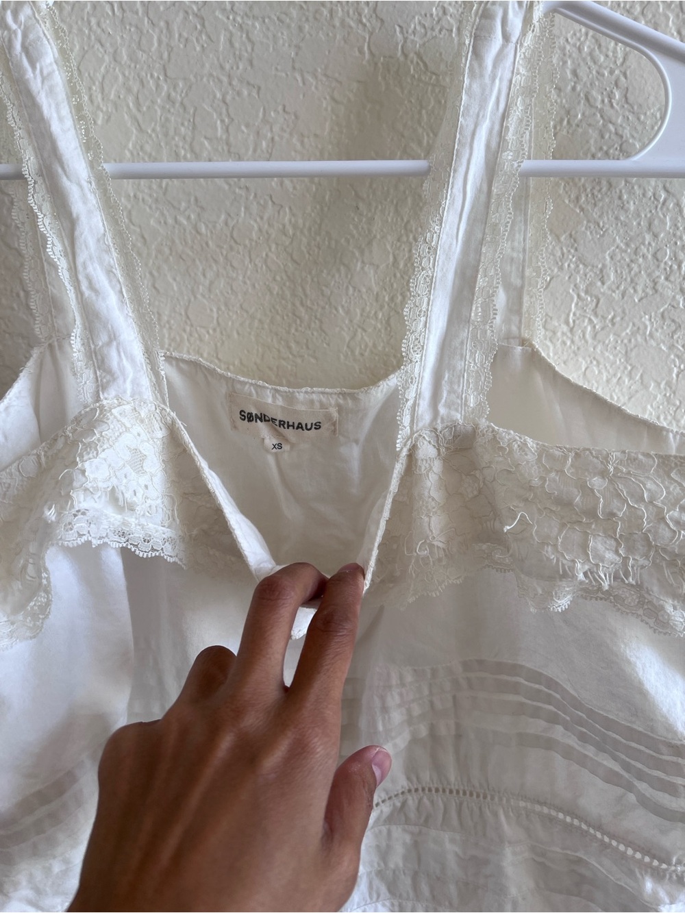Sonderhaus Sage White Lace Set - Skirt and Blouse - Picture 7 of 10